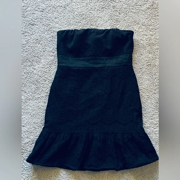 White House Black Market Strapless Little Black Dress - Picture 2 of 10